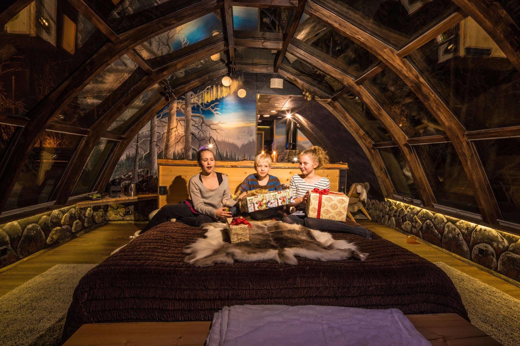 Lapland Northern Lights Hotel Ilveslinna 라누아 외부 사진